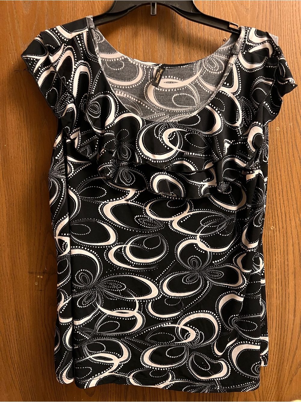 Susan Lawrence Black & White Swirl Ruffle Neck Blouse
